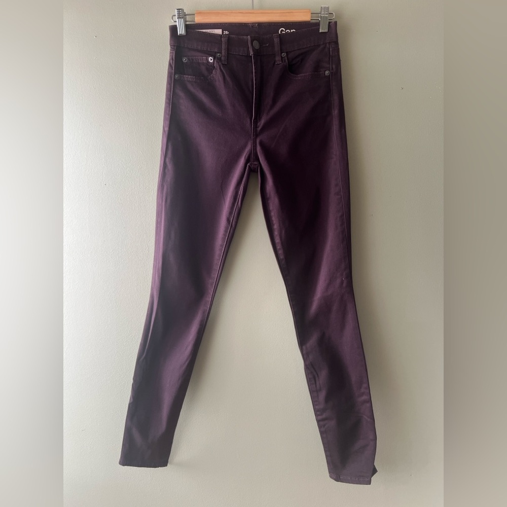 Gap 1969 True Skinny High Rise Jeans in Plum NWOT Size 26R